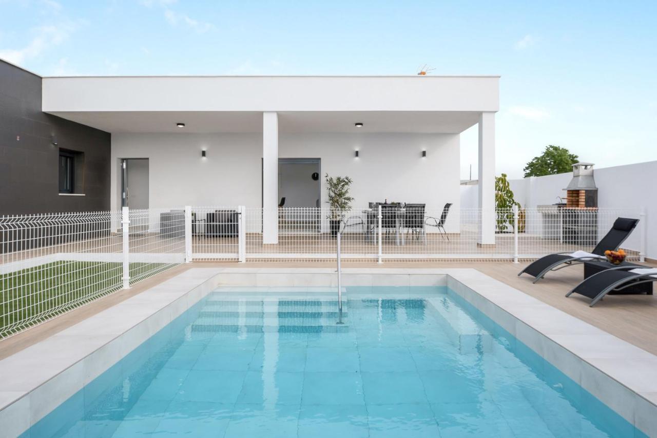 Villa Sandra Solo Familias กาดิซ ภายนอก รูปภาพ