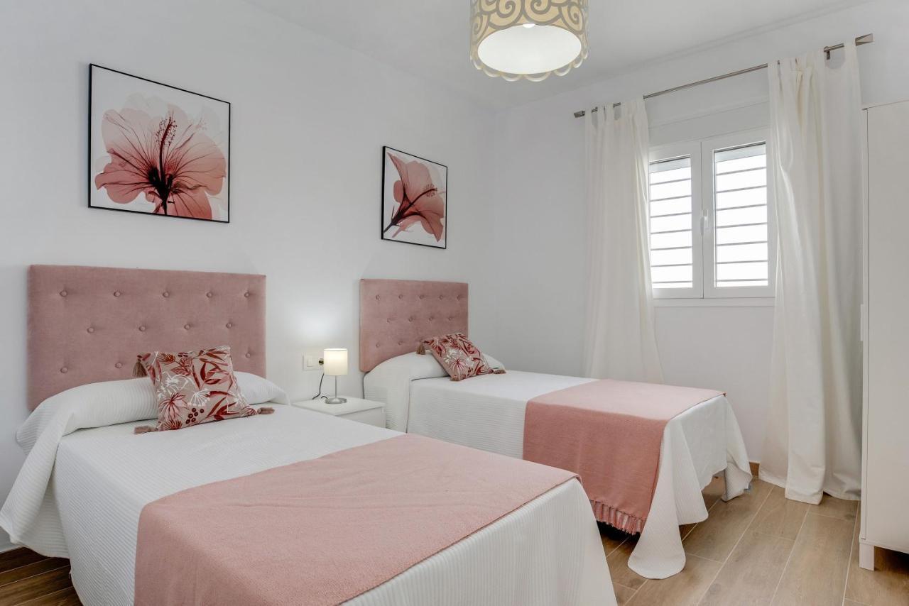 Villa Sandra Solo Familias กาดิซ ภายนอก รูปภาพ